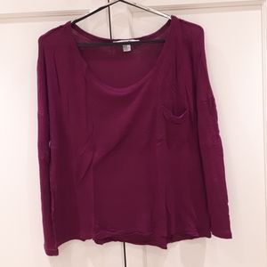 Long sleeve top with front pocket - size M